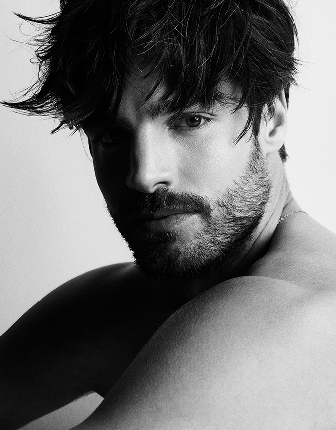 How to Use a Cleansing & Shaving Mousse: The Dual-Step Grooming Essential