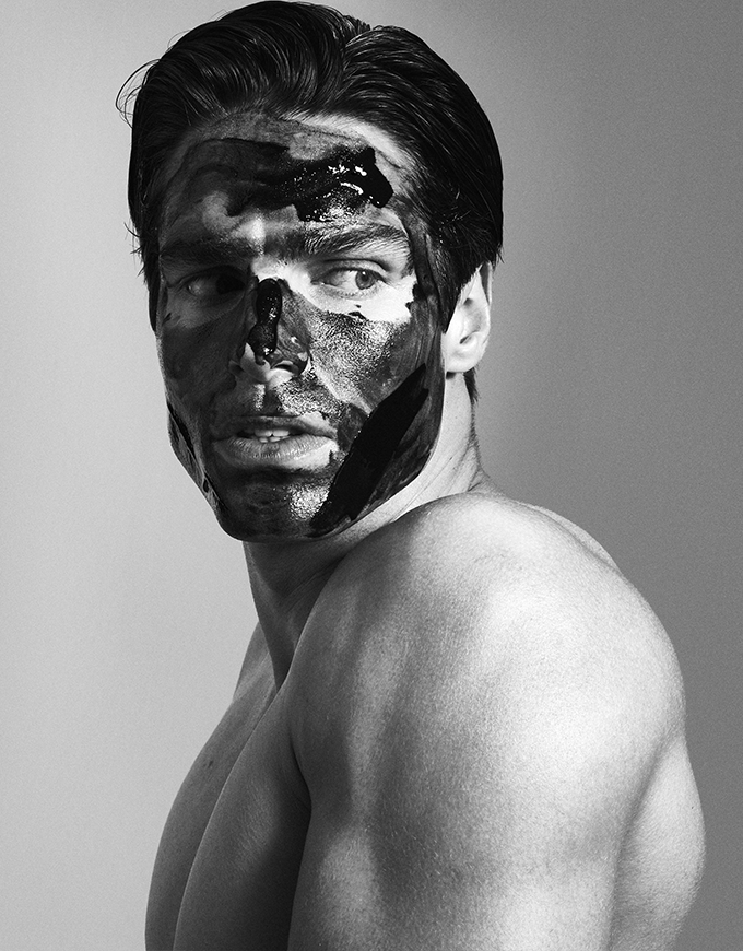 How to Use a Charcoal Face Wash: The Essential Deep-Clean Ritual for Men